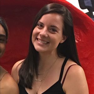 Meet your Posher, Melissa